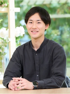 ポタラ開発担当 　デジタルプロダクツ開発部 ワークイノベーション課 所属 I.T.