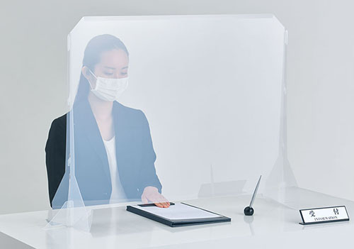 「クリアーパーティション」