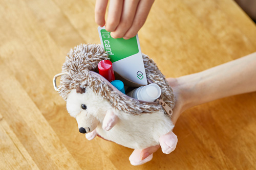 「ポーズー」ミニポーチ