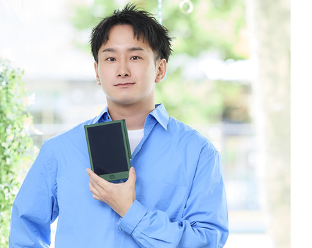 S.N. / 2024年入社