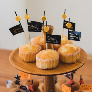 パーティを盛り上げる手作りデコレーションラベル