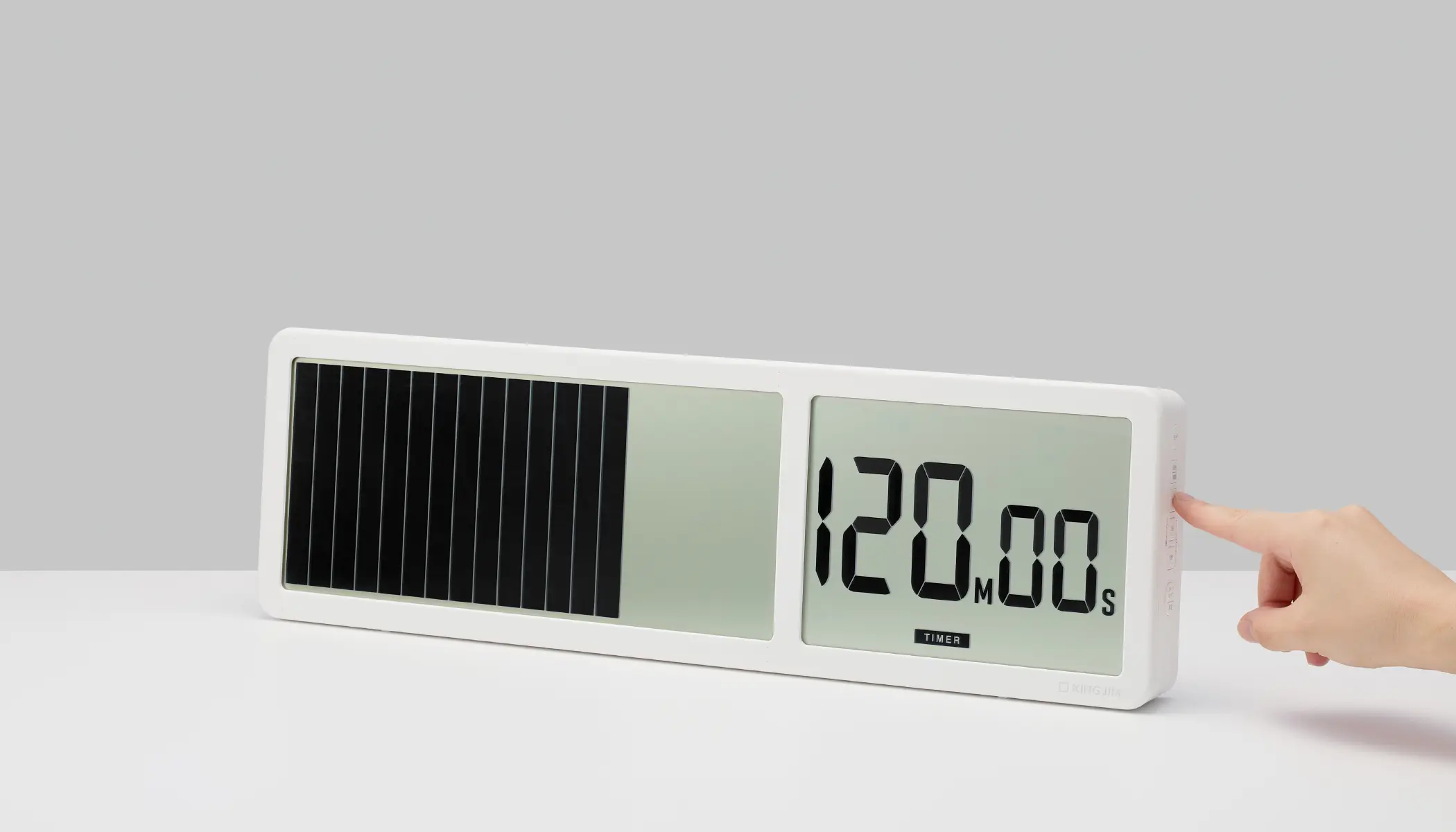 大型タイマーVBT100をスタンドで据え置きしたイメージ