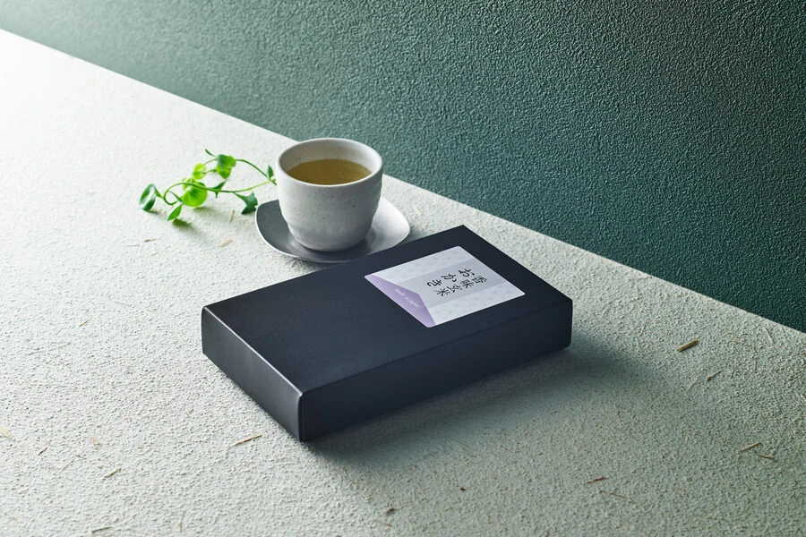 ラベルプリンターと出力したラベルの使用イメージ